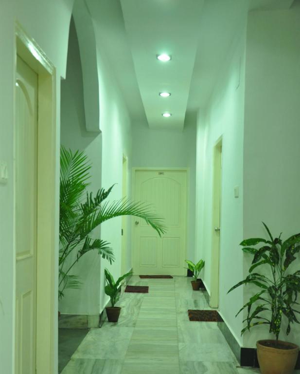 Hotel Kiran Palace Varanasi Dış mekan fotoğraf